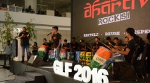 Dharavi Rocks! performance